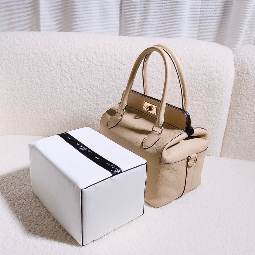 ibao Bag Pillow | Hermès Toolbox 20 Exclusive