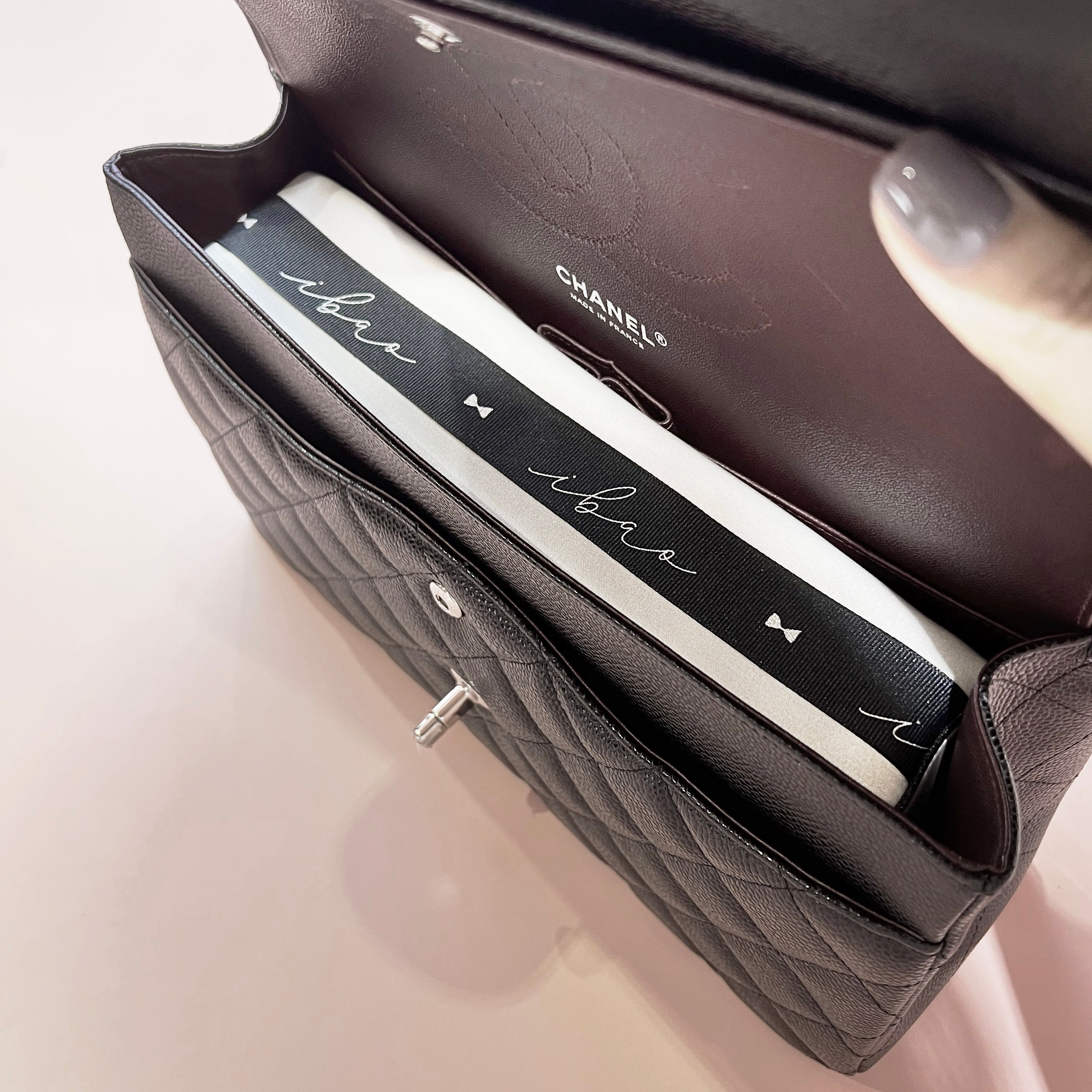 ibao バッグピロー｜シャネル クラシックフラップ ジャンボ 30 専用