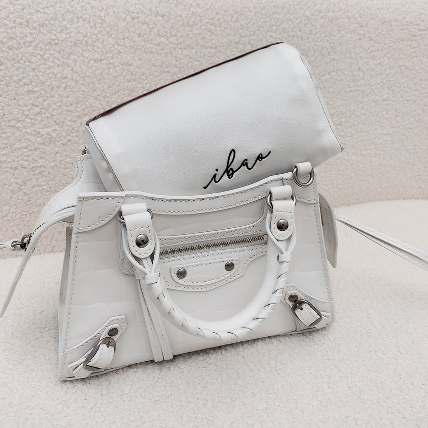 ibao バッグピロー｜バレンシアガ ネオ クラシック シティ ミニ 専用