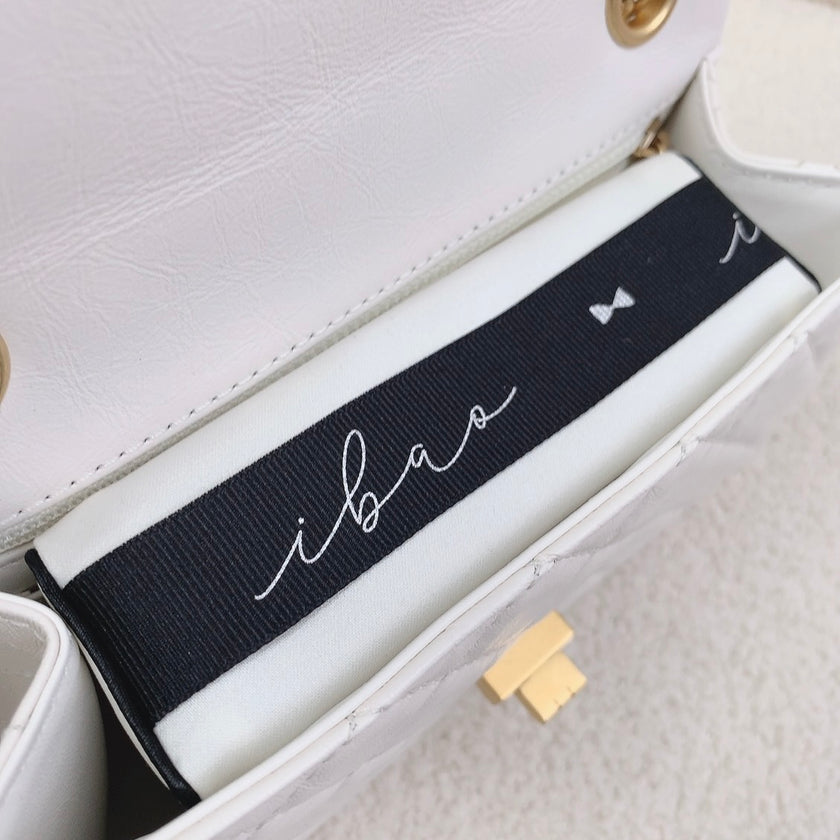 ibao Bag Pillow | Exclusively for Chanel 2.55 Reissue 224